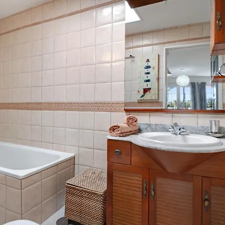 Puerto Chico T Playa Blanca (Lanzarote)